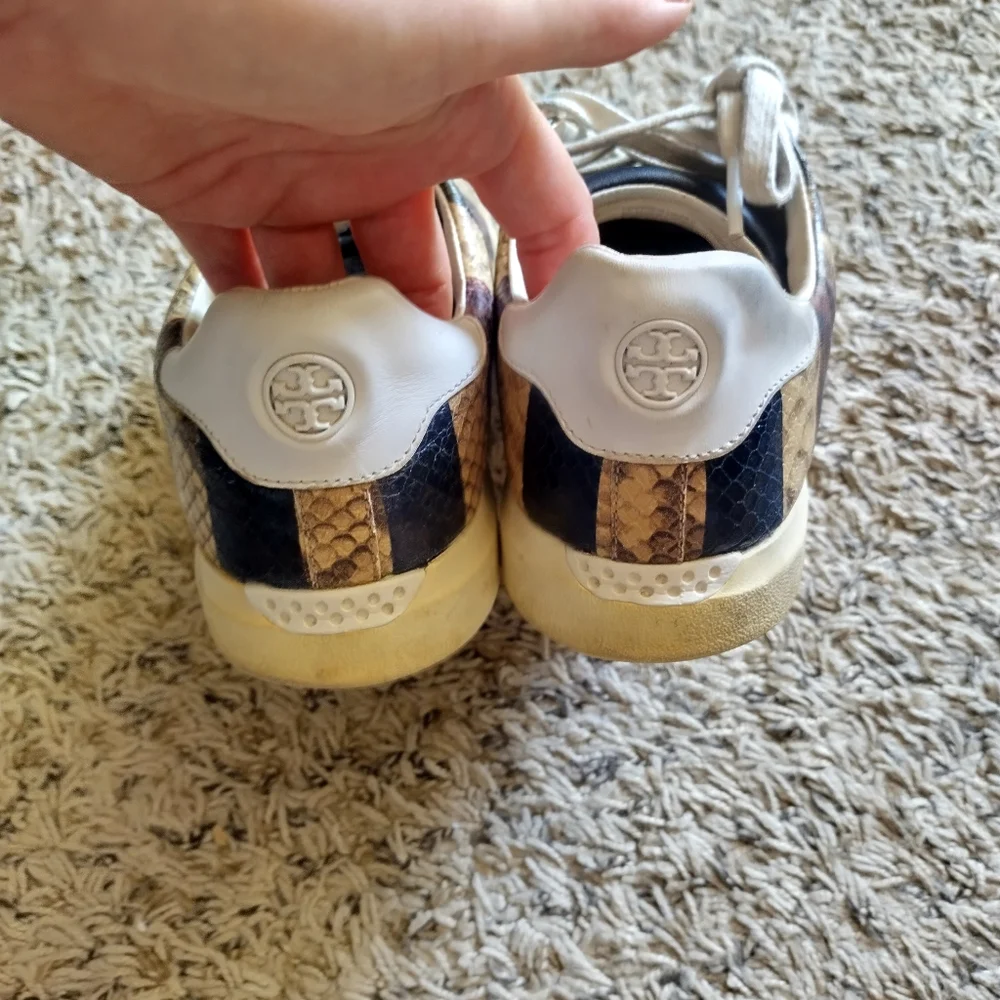 AS IS Tory Burch Howell Court Sneakers Stripped Snake Print Sz 8,5